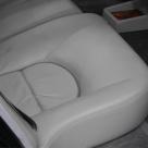 Daimler Double Six Parchment beige trim leather 1996 (18).jpg