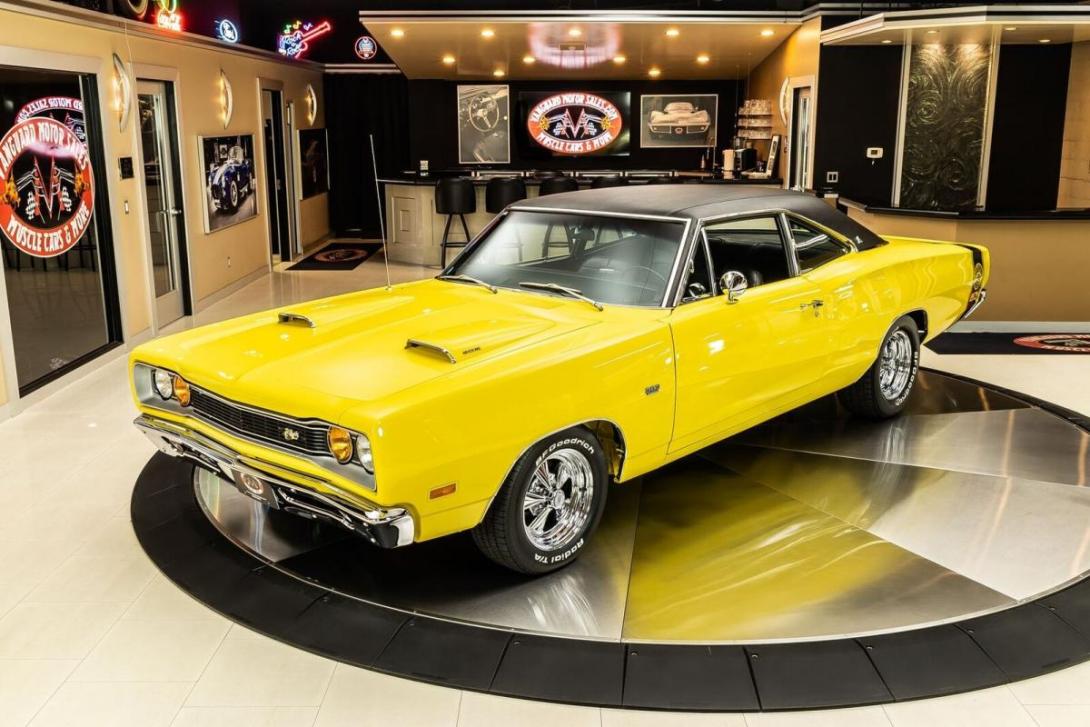 1969 Dodge Coronet Super Bee 383ci Yellow for sale USA (1).jpg