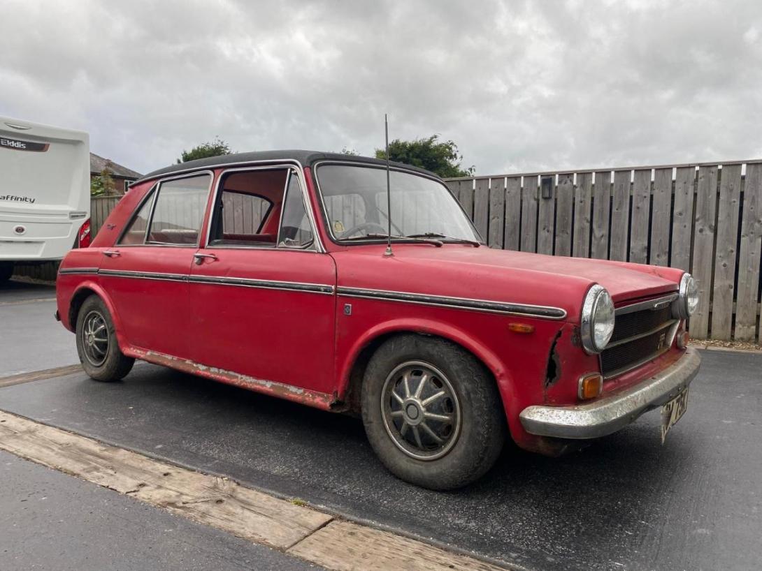 1971 Austin 1300 GT red UK for sale images (9).jpg