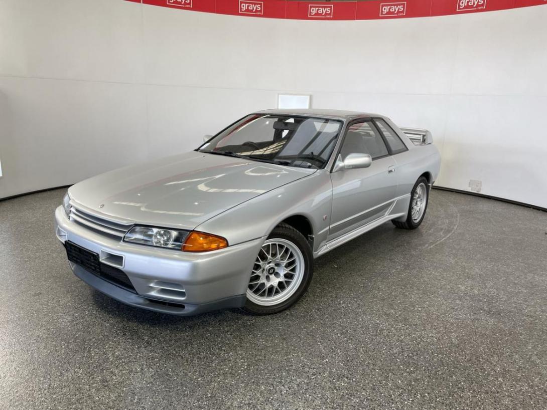 1993 V-Spec GT-R R32 for sale 2024 spark silver (5).jpg