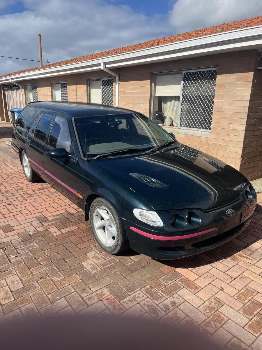 Falcon XR wagon EF.jpeg