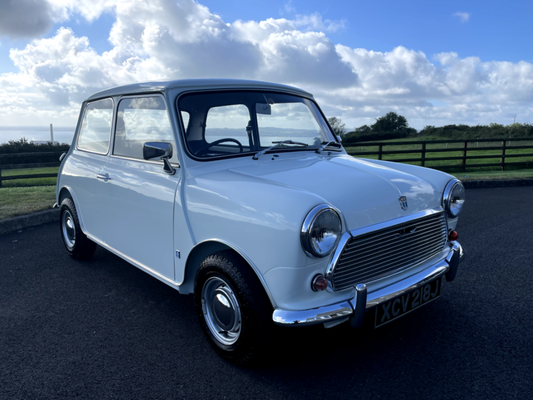 Glacier White Mini MK3 Cooper S 1971 for sale 2022 Ebay UK (1).png