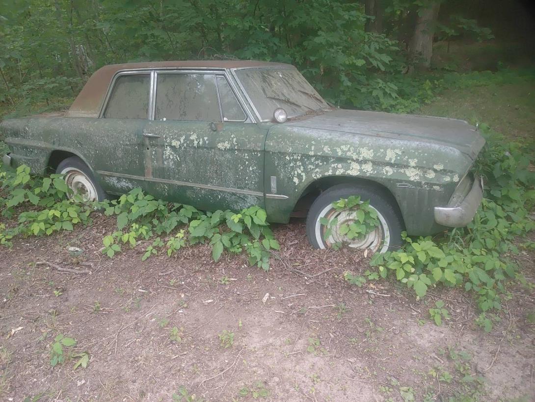 Green 1965 Studebaker Daytona Sports Sedan 2 door 2023 (1).jpg
