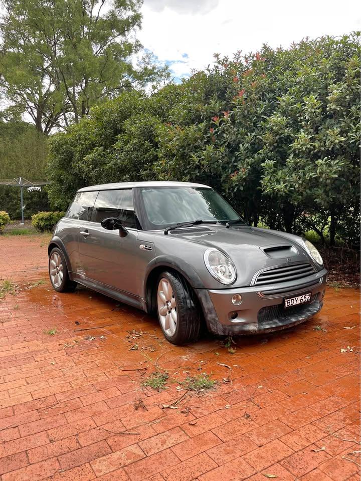 Grey R53 Cooper S 2003 John Cooper WOrks Australia (1).jpg