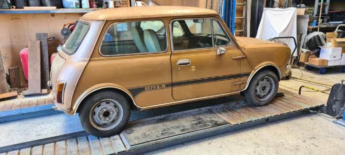 Leyland Mini 1275 LS unrestored rusty for sale (1).jpg