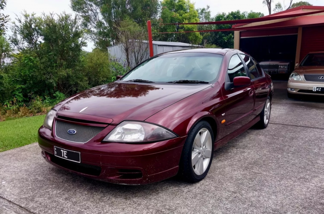 Sparkling Burgundy Ford Falcon AU T1 TE50 Australia 1999 (1).png