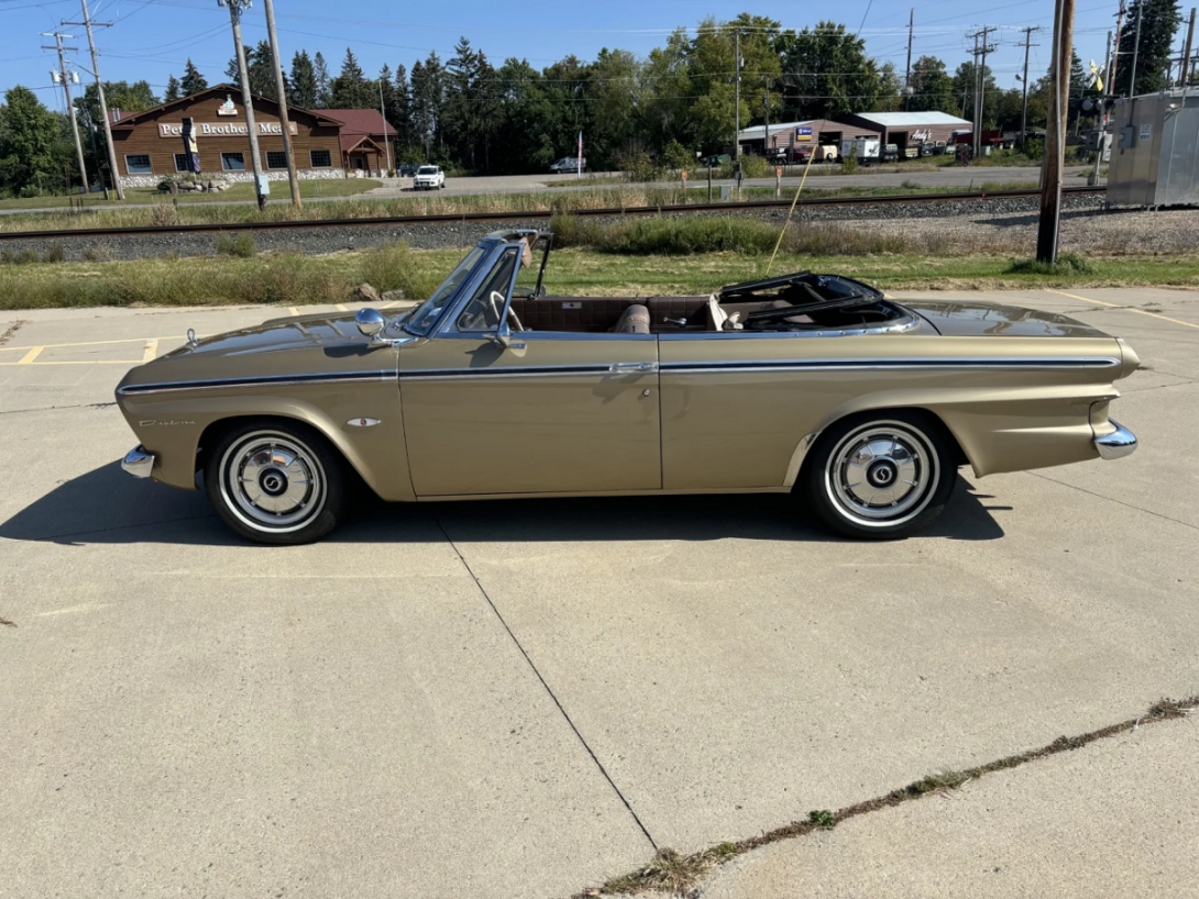 Yukon Gold Studebaker Daytona convertible 2024 R1 289 1964 (8).png